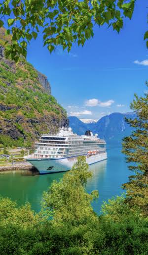 World cruise destination