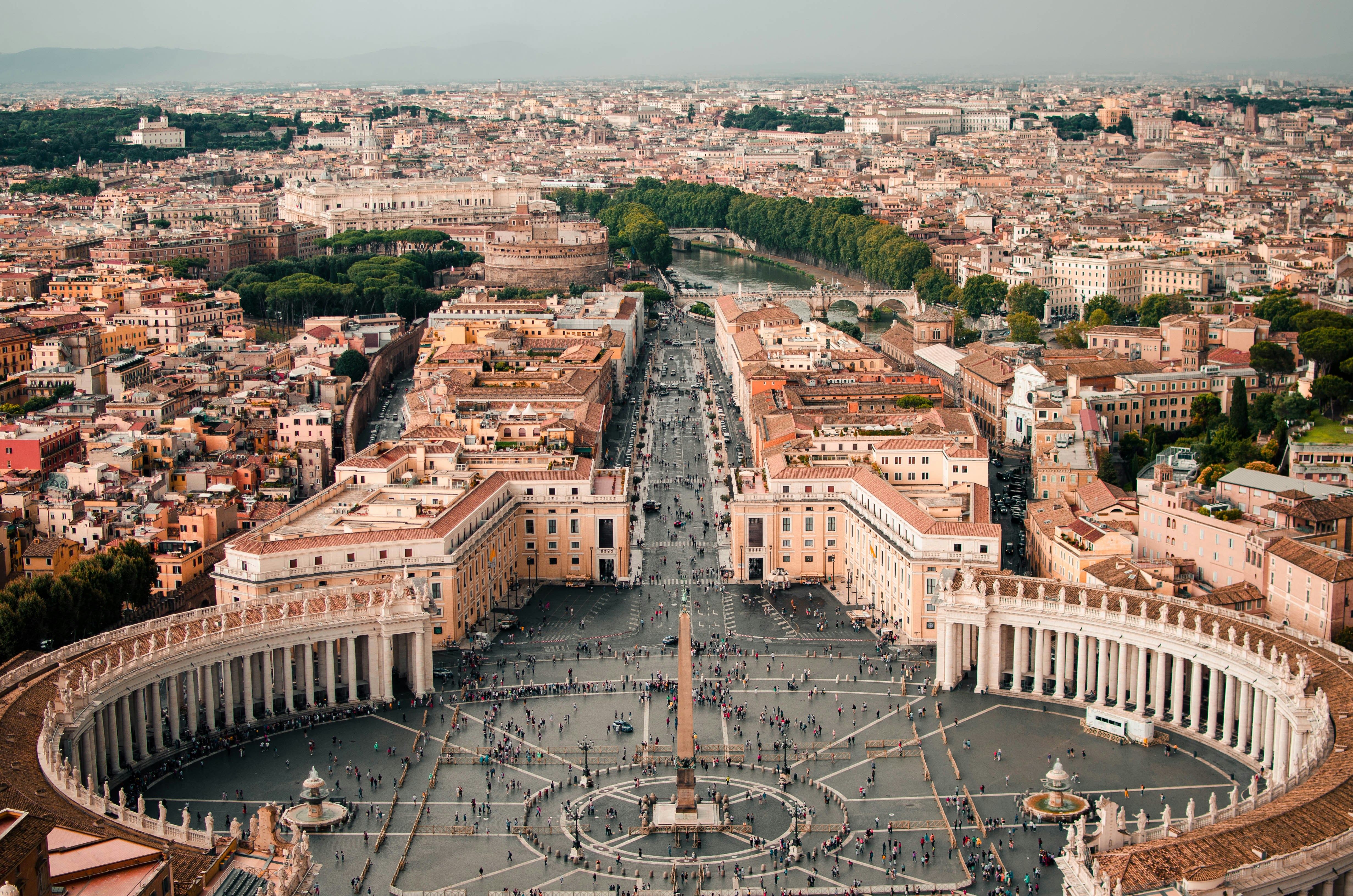 Italy destination image with classic architecture and atmosphere